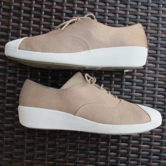 fitflop canvas sneakers